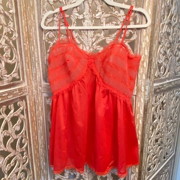 Vintage Rogers nylon lingerie top Retro glam size small - medium - Picture 1 of 10